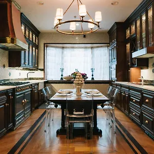Northern Lights Mansion 3*, New York United States