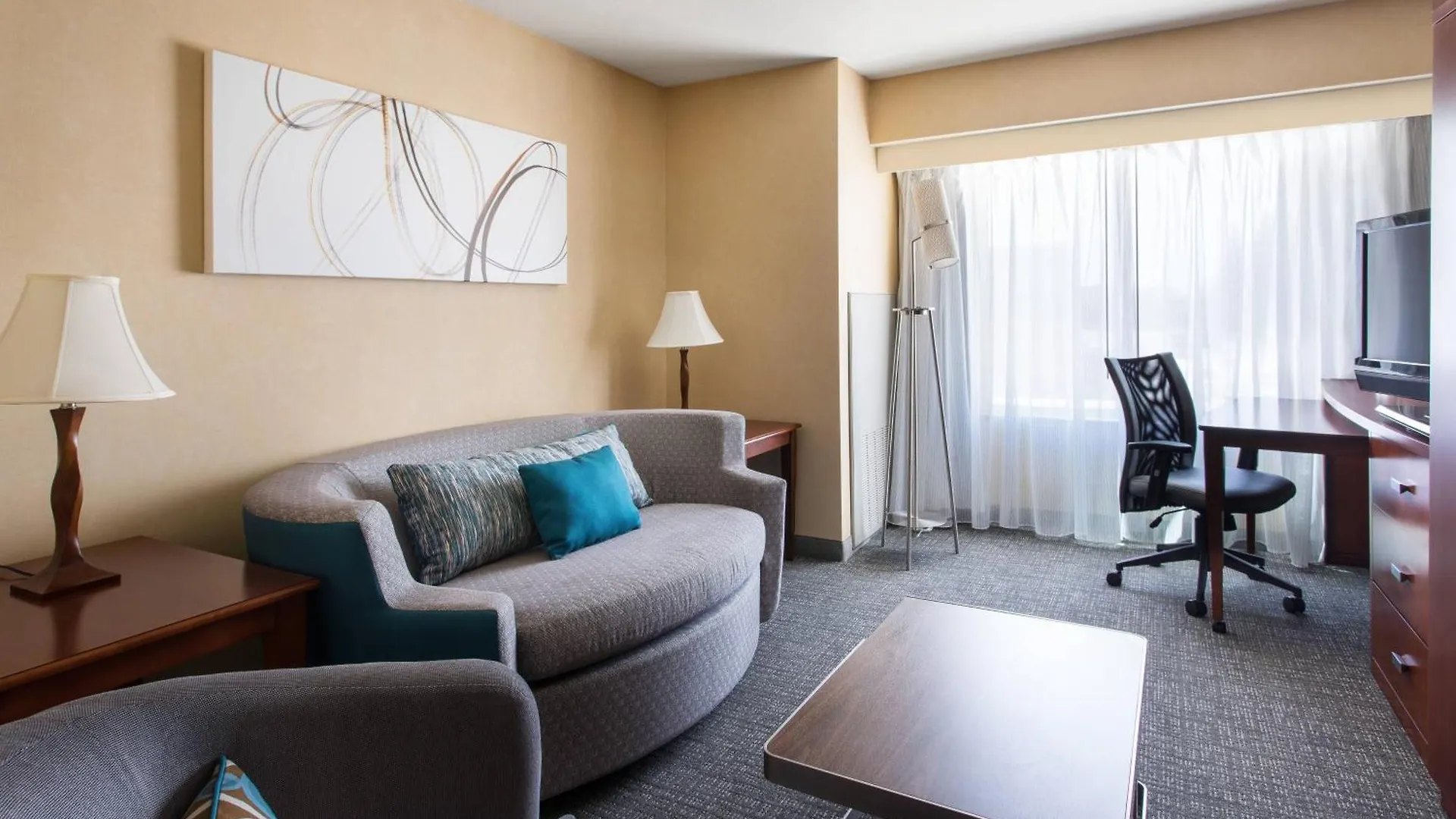 Courtyard By Marriott Sacramento Cal Expo Hotel