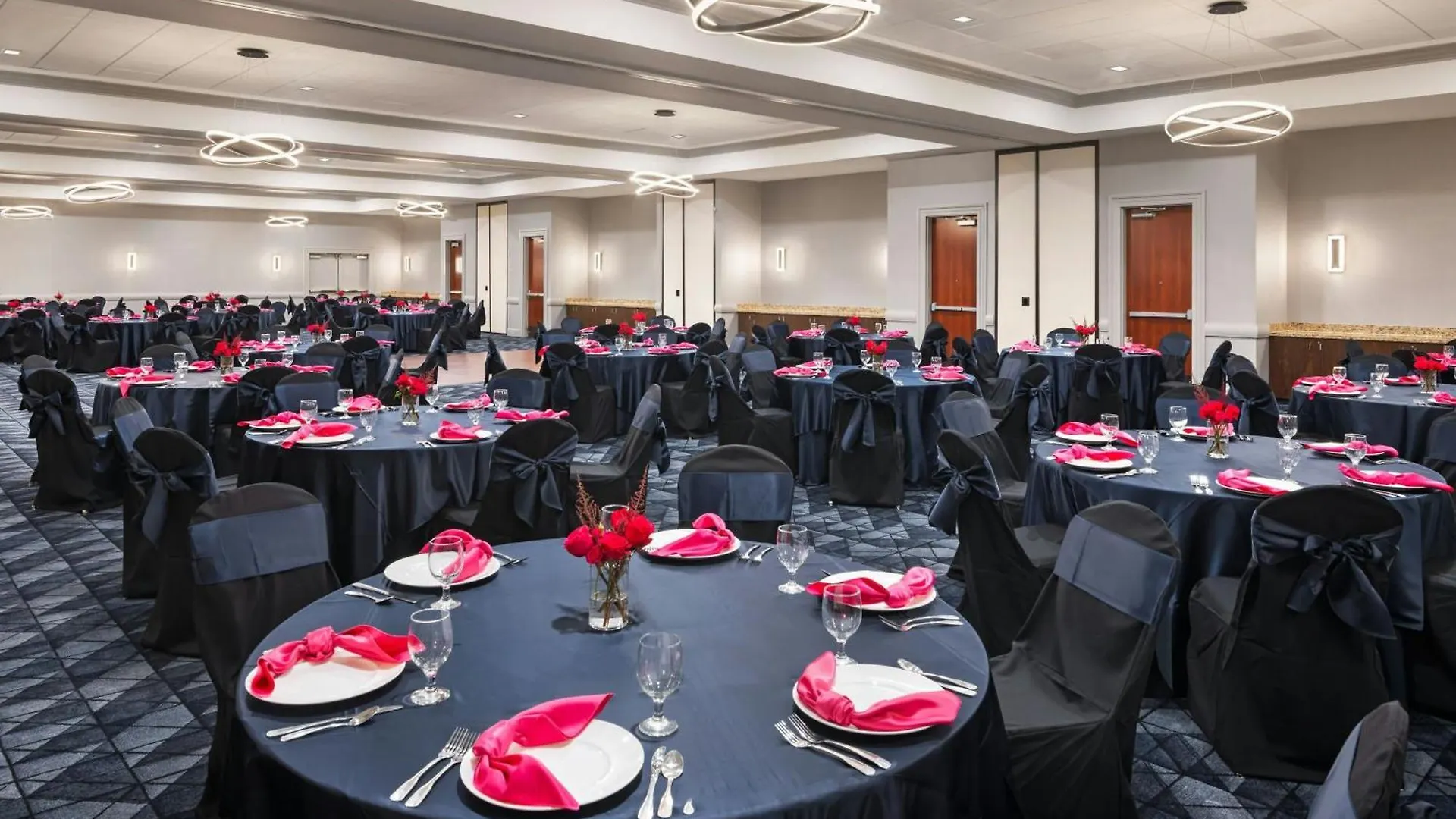 Courtyard By Marriott Sacramento Cal Expo Hotel