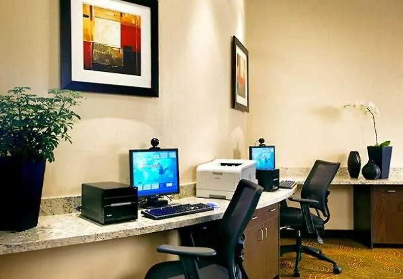 Courtyard By Marriott Sacramento Cal Expo Hotel