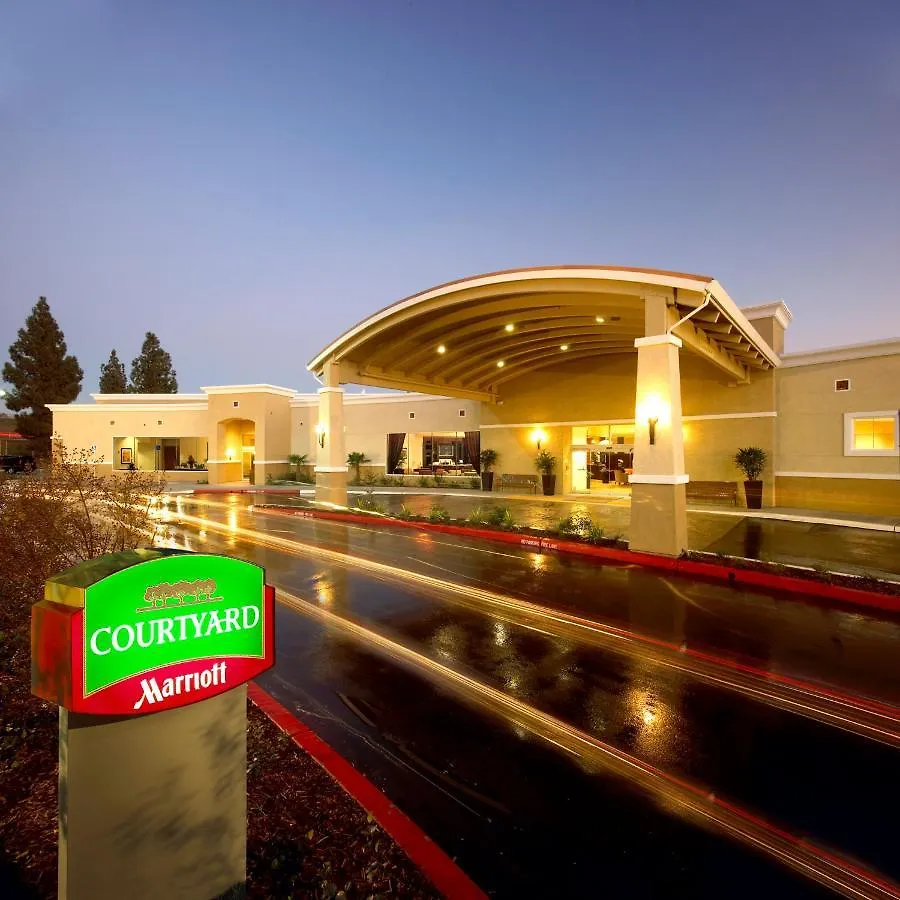 Courtyard By Marriott Sacramento Cal Expo Ξενοδοχείο 3*,