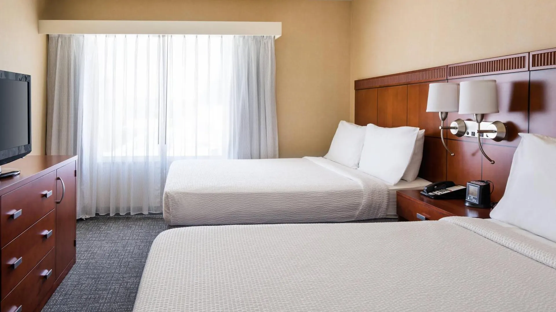 Hotel Courtyard By Marriott Sacramento Cal Expo